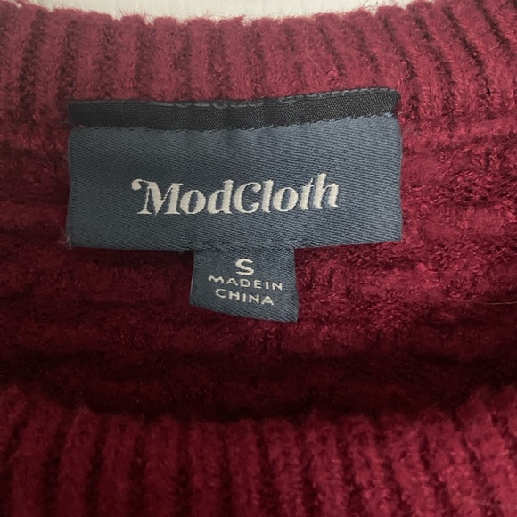 ModCloth Burgundy sweater size S - Picture 2 of 6
